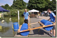 Floßfahren auf dem Eckensee