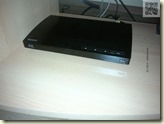 der kleine Bluray-Player im Fernsehregal